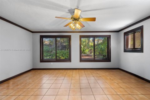Casa en venta en Palmetto Bay, Florida, 3 dormitorios, 136.01 m2 № 1747833 - foto 13