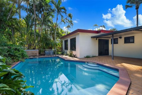 Casa en venta en Palmetto Bay, Florida, 3 dormitorios, 136.01 m2 № 1747833 - foto 2