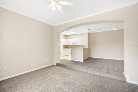 Condo in Tampa, Florida, 2 bedrooms  № 1854721 - photo 11