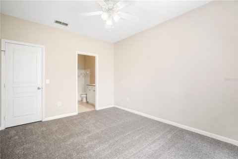 Condo in Tampa, Florida, 2 bedrooms  № 1854721 - photo 19