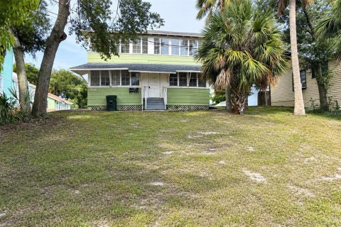 Commercial property in Daytona Beach, Florida 4 bedrooms, 247.49 sq.m. № 2280262