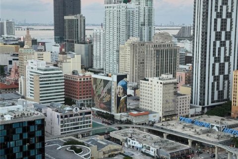 Copropriété à vendre à Miami, Floride: 1 chambre, 71.35 m2 № 1994187 - photo 2