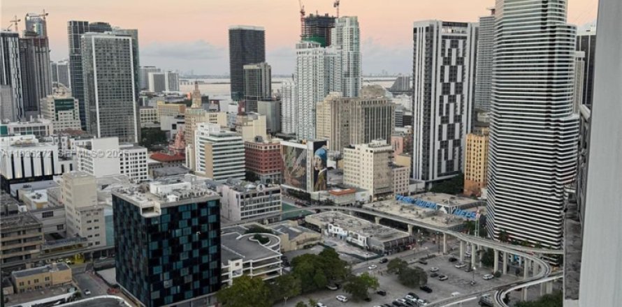 Condo à Miami, Floride, 1 chambre  № 1994187