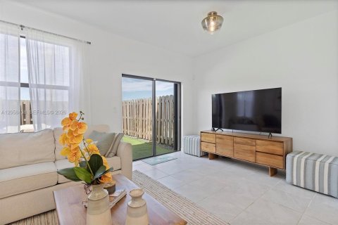 Townhouse in Miami, Florida 3 bedrooms, 126.53 sq.m. № 2263980 - photo 29