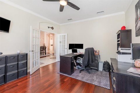 House in Apopka, Florida 4 bedrooms, 323.21 sq.m. № 1805041 - photo 12