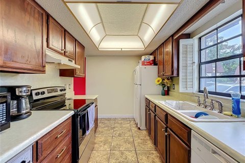 Condominio en venta en Leesburg, Florida, 3 dormitorios, 131.27 m2 № 1870250 - foto 9