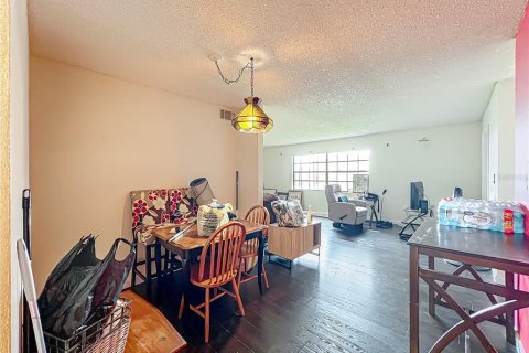 Condominio en venta en Leesburg, Florida, 3 dormitorios, 131.27 m2 № 1870250 - foto 4