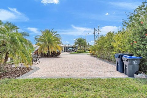 Terreno en venta en Polk City, Florida № 1754544 - foto 4
