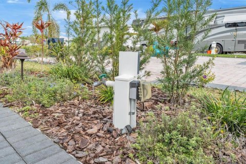 Terreno en venta en Polk City, Florida № 1754544 - foto 18
