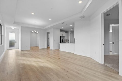 Villa ou maison à vendre à Lakewood Ranch, Floride: 2 chambres, 141.58 m2 № 2149128 - photo 6