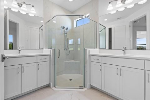 Villa ou maison à vendre à Lakewood Ranch, Floride: 2 chambres, 141.58 m2 № 2149128 - photo 12