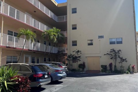 Condominio en venta en Lauderdale Lakes, Florida, 2 dormitorios, 102.38 m2 № 1579386 - foto 24