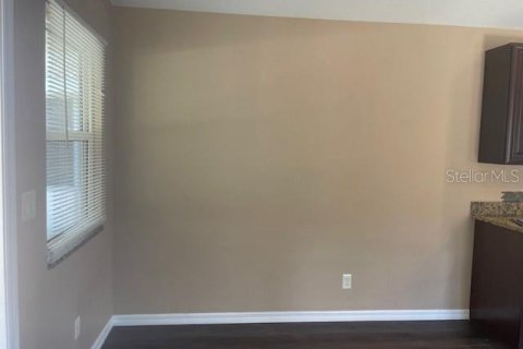 Casa en alquiler en Sarasota, Florida, 2 dormitorios, 68.28 m2 № 1789723 - foto 5