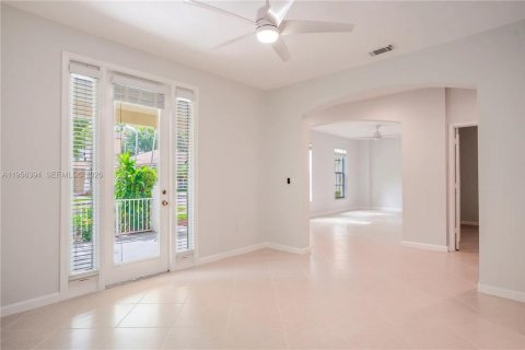 Купить виллу или дом в Делрей-Бич, Флорида 3 спальни, 256.5м2, № 2011516 - фото 5