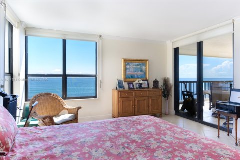 Condo in Tequesta, Florida, 3 bedrooms  № 1969966 - photo 25