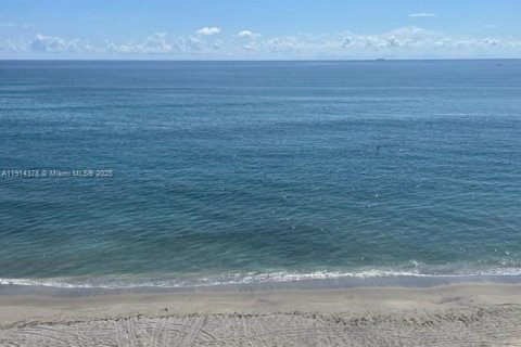 Condo in Tequesta, Florida, 3 bedrooms  № 1969966 - photo 2