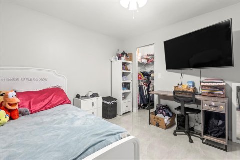 Condominio en venta en Deerfield Beach, Florida, 2 dormitorios, 90.12 m2 № 2001064 - foto 13