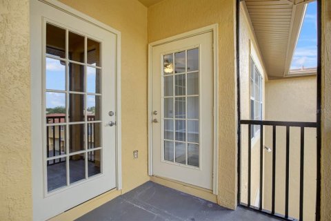 Condominio en alquiler en Tampa, Florida, 1 dormitorio, 82.68 m2 № 2112040 - foto 18