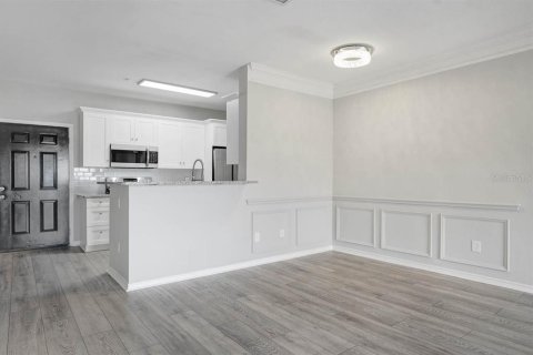 Condominio en alquiler en Tampa, Florida, 1 dormitorio, 82.68 m2 № 2112040 - foto 7
