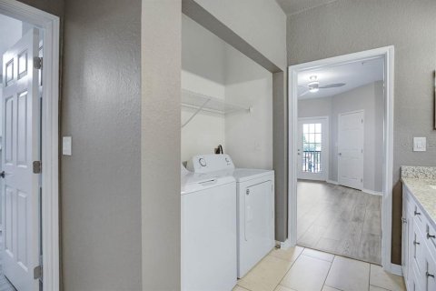 Condominio en alquiler en Tampa, Florida, 1 dormitorio, 82.68 m2 № 2112040 - foto 17
