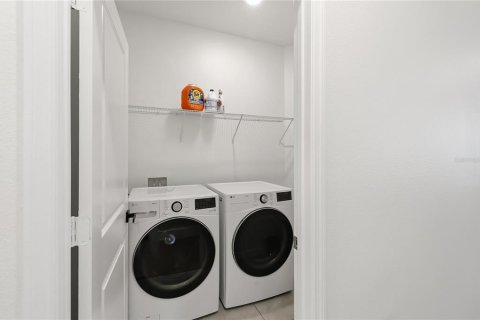 Casa en venta en Orlando, Florida, 4 dormitorios, 207.73 m2 № 2386764 - foto 25