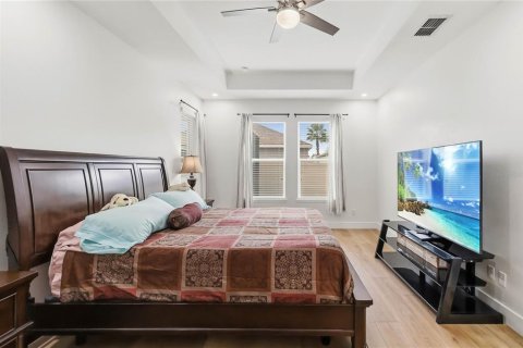 Casa en venta en Orlando, Florida, 4 dormitorios, 207.73 m2 № 2386764 - foto 17