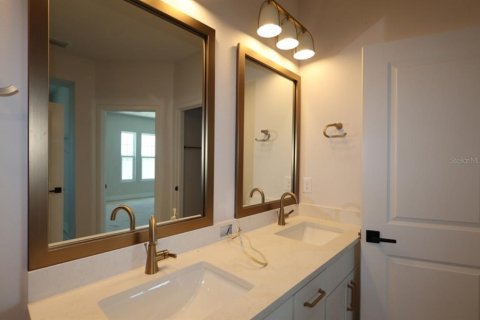 Adosado en venta en Sarasota, Florida, 3 dormitorios, 162.86 m2 № 2429225 - foto 9