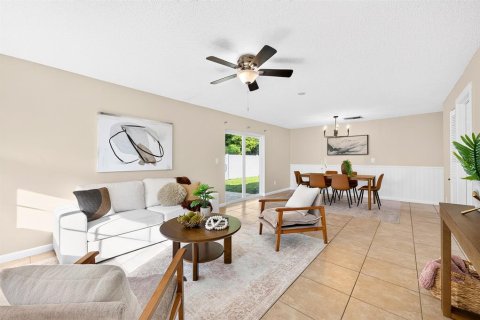 Casa en venta en Orlando, Florida, 2 dormitorios, 92.9 m2 № 2428803 - foto 7