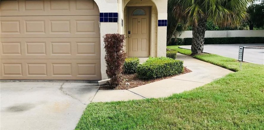 Condo in Tampa, Florida, 2 bedrooms № 1338144