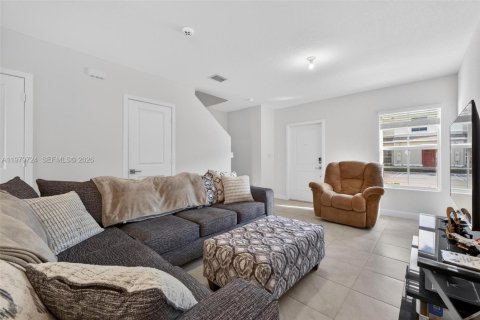 Touwnhouse à vendre à Florida City, Floride: 2 chambres, 112.23 m2 № 2045150 - photo 8