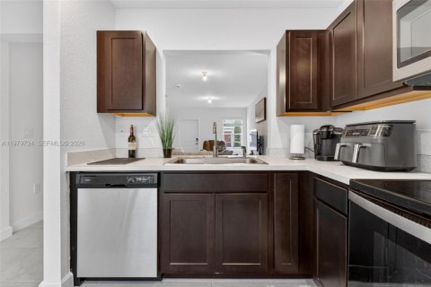 Touwnhouse à vendre à Florida City, Floride: 2 chambres, 112.23 m2 № 2045150 - photo 16