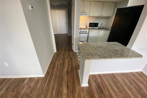 Condo in Altamonte Springs, Florida, 1 bedroom  № 1658019 - photo 4
