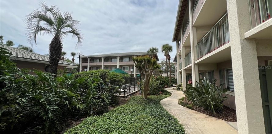 Condo in Altamonte Springs, Florida, 1 bedroom № 1658019