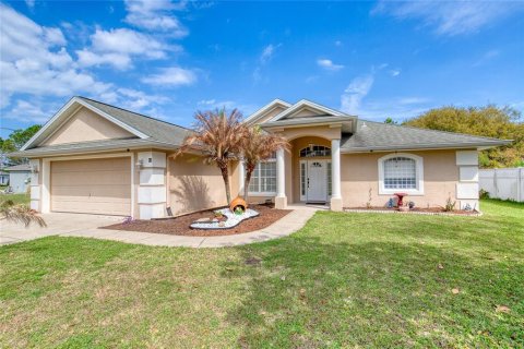 Villa ou maison à Palm Coast, Floride 3 chambres, 169.36 m2 № 2105605