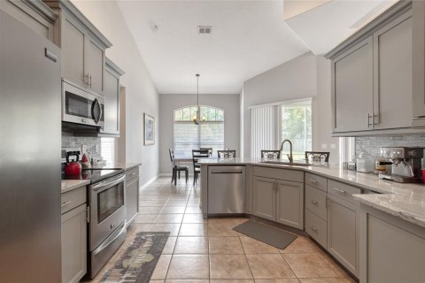 House in Palm Coast, Florida 3 bedrooms, 169.36 sq.m. № 2105605 - photo 23