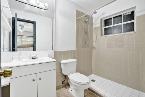 Villa ou maison à vendre à Miami, Floride: 3 chambres, 167.22 m2 № 1950221 - photo 6