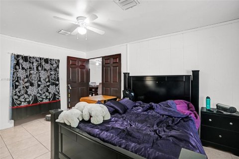 Villa ou maison à vendre à Miami, Floride: 3 chambres, 167.22 m2 № 1950221 - photo 19