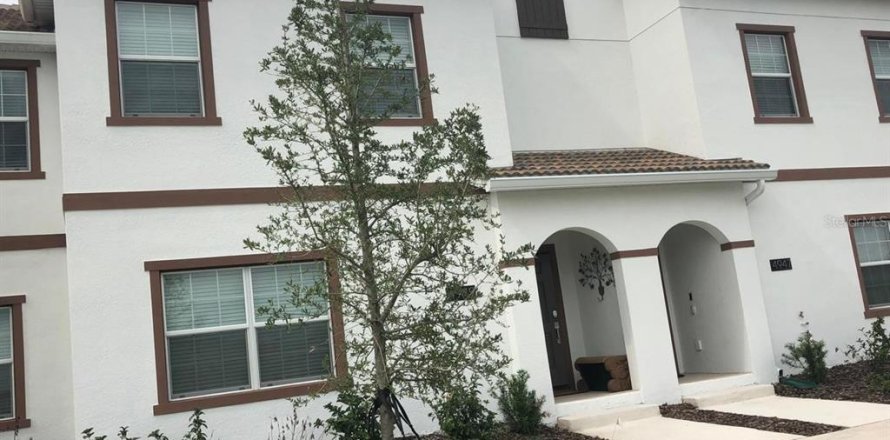 Townhouse in STOREY LAKE in Kissimmee, Florida 4 bedrooms, 177.81 sq.m. № 1583843