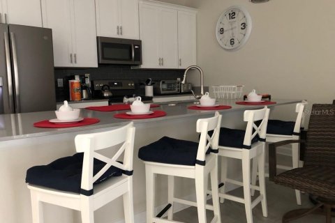 Townhouse in STOREY LAKE in Kissimmee, Florida 4 bedrooms, 177.81 sq.m. № 1583843 - photo 8
