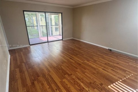 Condominio en alquiler en Lauderhill, Florida, 2 dormitorios, 103.12 m2 № 2055109 - foto 9