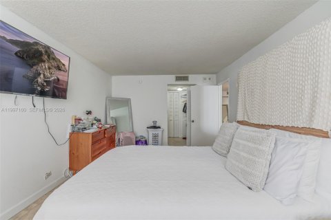Condominio en venta en Miami Beach, Florida, 2 dormitorios, 118.08 m2 № 2058924 - foto 21