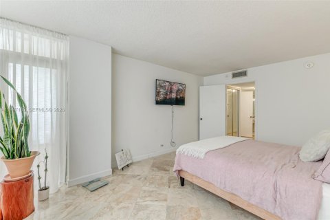 Condominio en venta en Miami Beach, Florida, 2 dormitorios, 118.08 m2 № 2058924 - foto 25