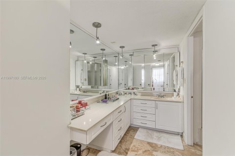 Condominio en venta en Miami Beach, Florida, 2 dormitorios, 118.08 m2 № 2058924 - foto 28