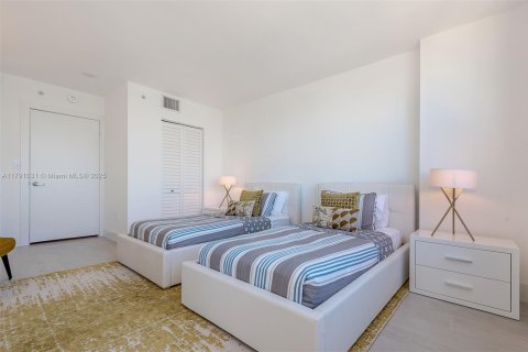 Copropriété à louer à Miami Beach, Floride: 2 chambres, 101.26 m2 № 1700587 - photo 20