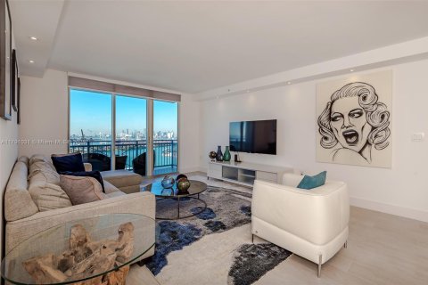 Copropriété à louer à Miami Beach, Floride: 2 chambres, 101.26 m2 № 1700587 - photo 3