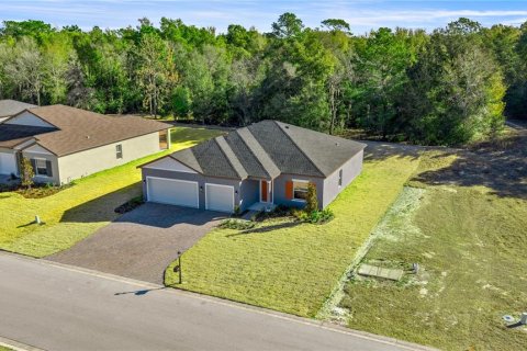 House in Dunnellon, Florida 3 bedrooms, 188.96 sq.m. № 2347063 - photo 4