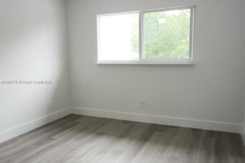 Townhouse in Cutler Bay, Florida 3 bedrooms, 135.45 sq.m. № 1953303 - photo 17