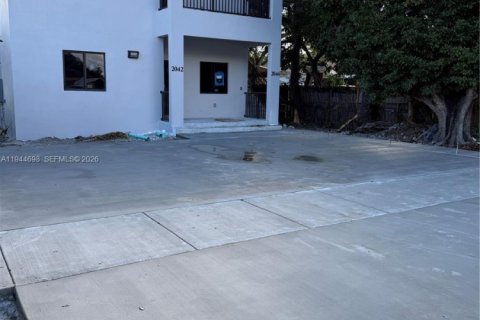 Immobilier commercial à Miami, Floride 271.27 m2 № 2003723