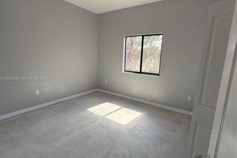 Immobilier commercial à vendre à Miami, Floride: 271.27 m2 № 2003723 - photo 3