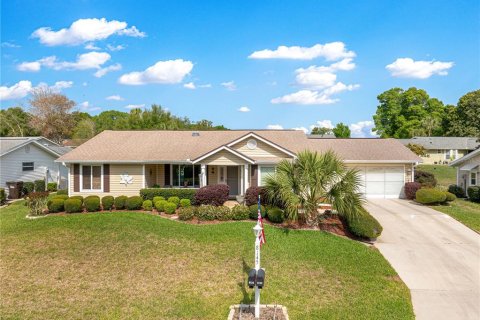 Casa en Ocala, Florida 2 dormitorios, 146.69 m2 № 2106134